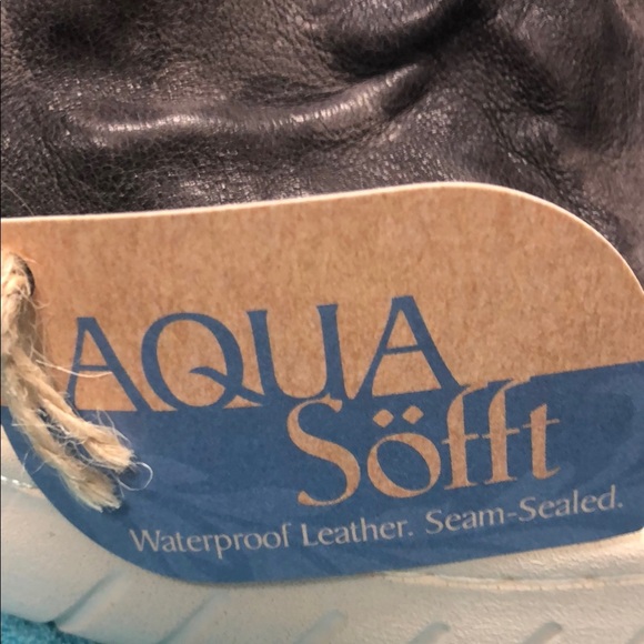 Sofft “Aqua Sofft” Gray Camouflage Ankle Boots - Picture 2 of 7